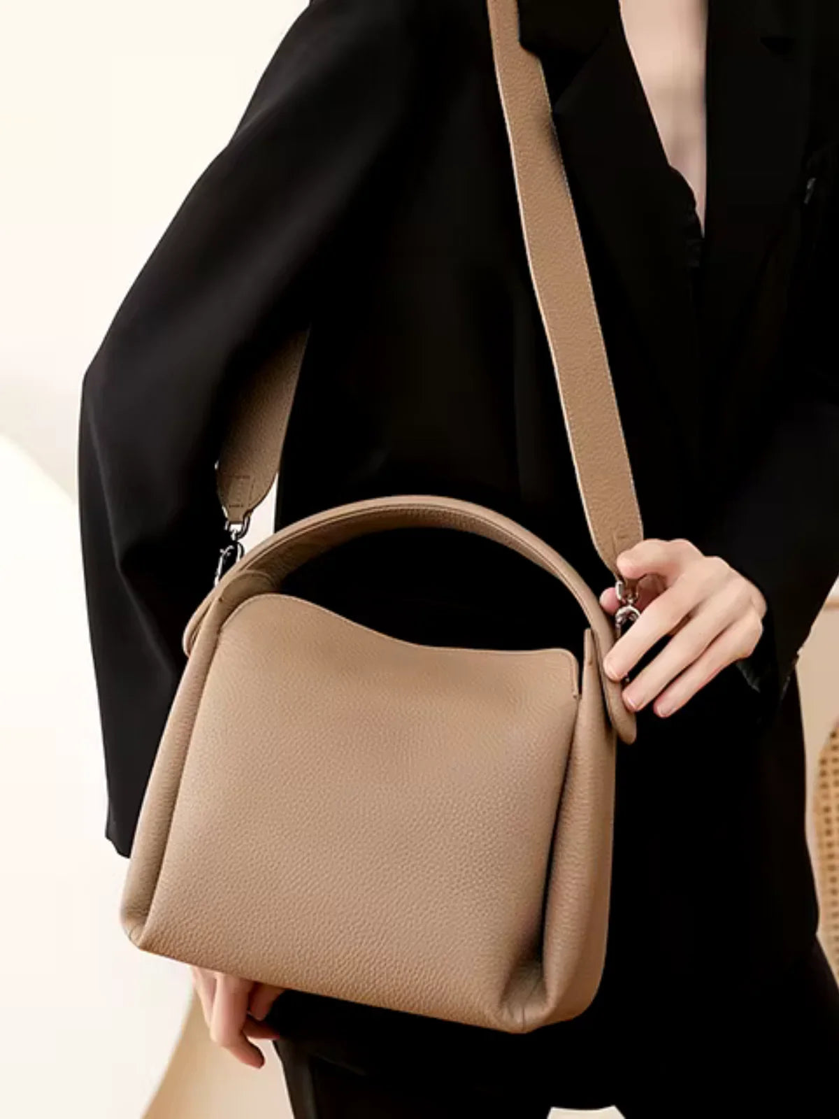 Luxe Loop Bag - LA FEMME WANDERER