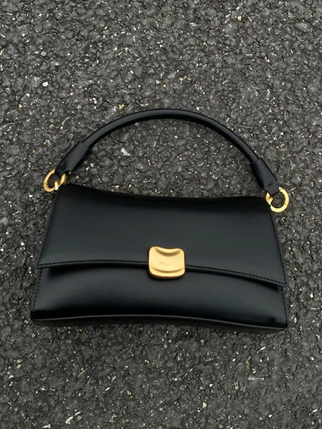 Elegant Style Black Baguette Flap Armpit Bag - LA FEMME WANDERER