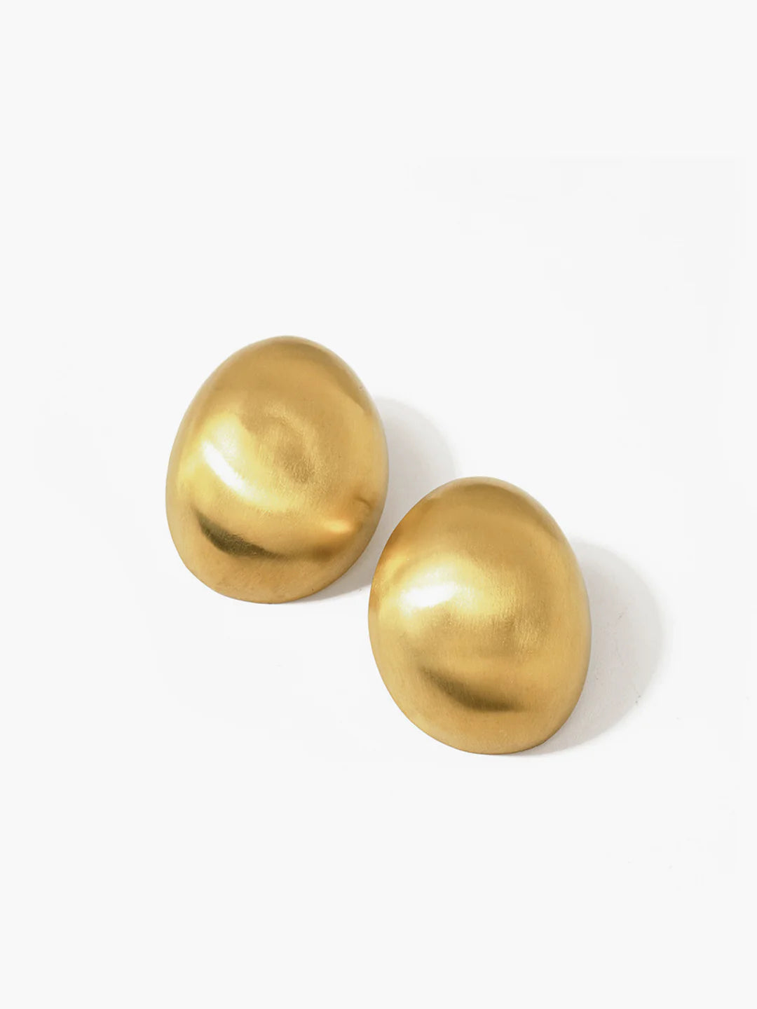 Always Elegant Brushed Ball Earrings - LA FEMME WANDERER