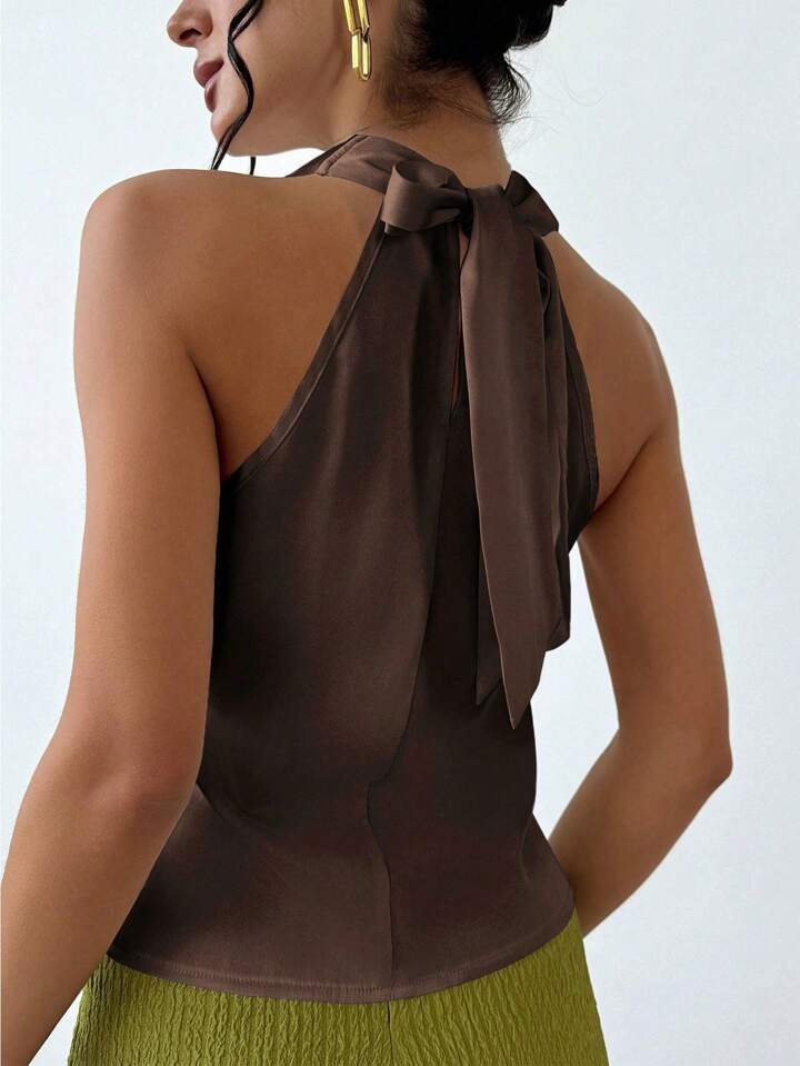 Always Elegant Halter Neck Backless Top - LA FEMME WANDERER