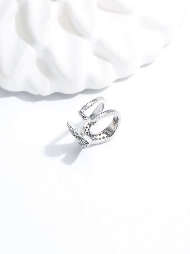 Luxury Crystal Ear Clip – Modern X Design Non-Piercing Earring