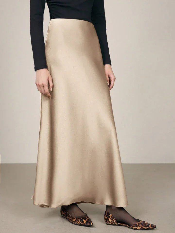 Minimalist Satin Slip Skirt - LA FEMME WANDERER