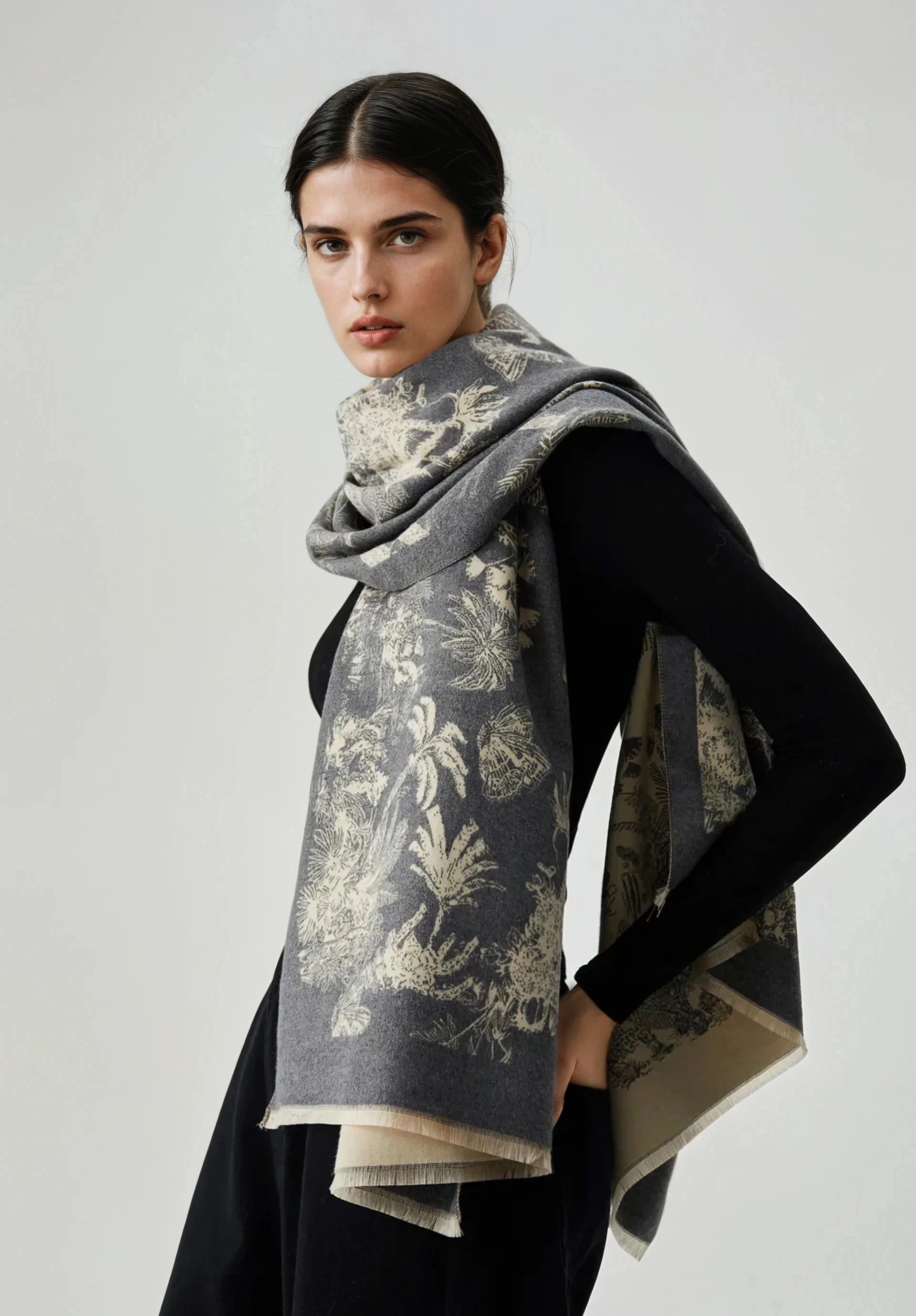 Two-Sided Jacquard Weave Scarf with Tassels