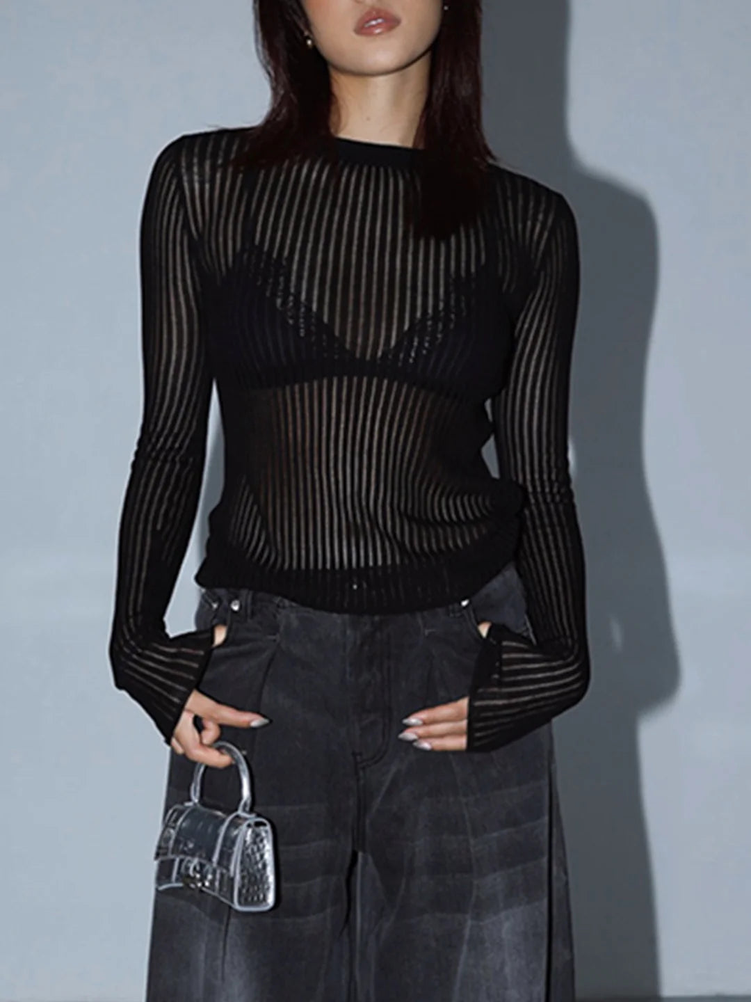 Round Neck Thin Breathable Knitted Wool Top - LA FEMME WANDERER