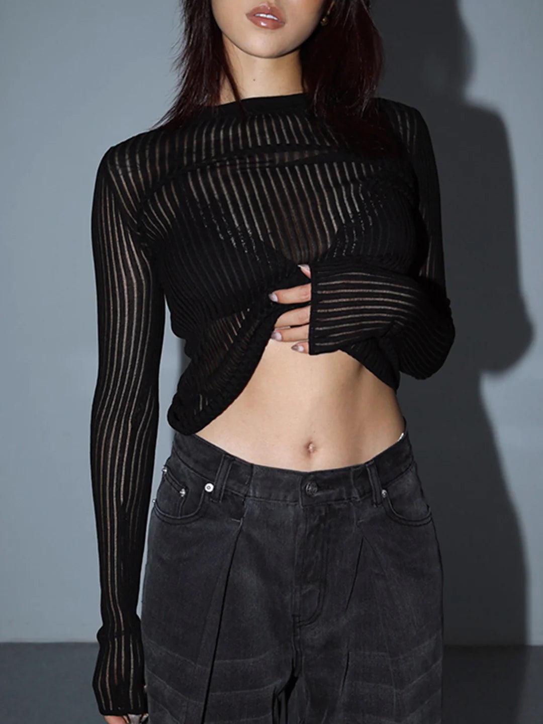 Round Neck Thin Breathable Knitted Wool Top - LA FEMME WANDERER
