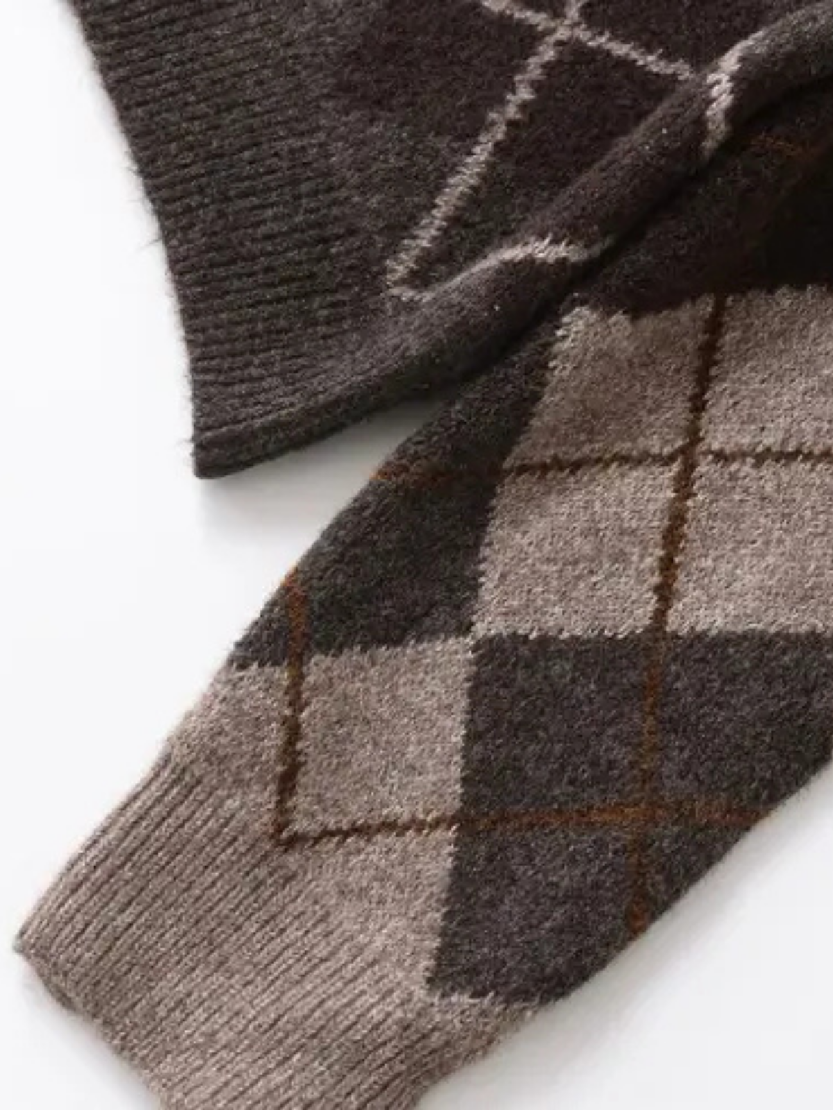 Diamond Pattern Knit Cardigan