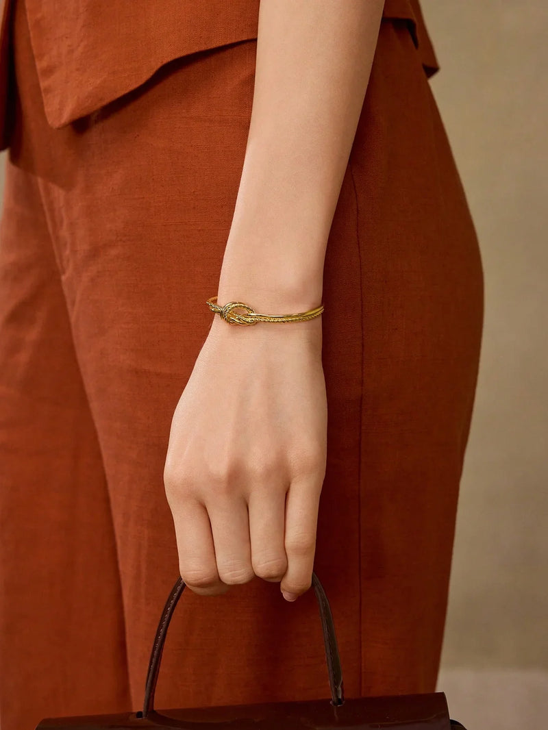 18K Gold Plated Minimalist Bracelet For Everyday Elegance
