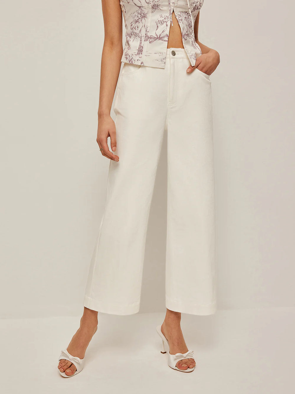 Fall & Winter Capsule - 5 - LA FEMME WANDERER