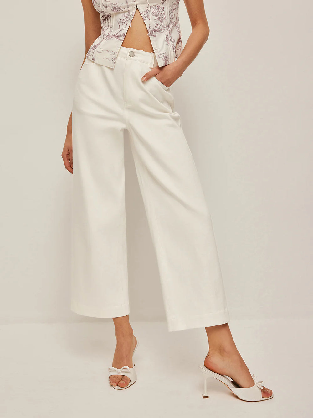 Fall & Winter Capsule - 5 - LA FEMME WANDERER