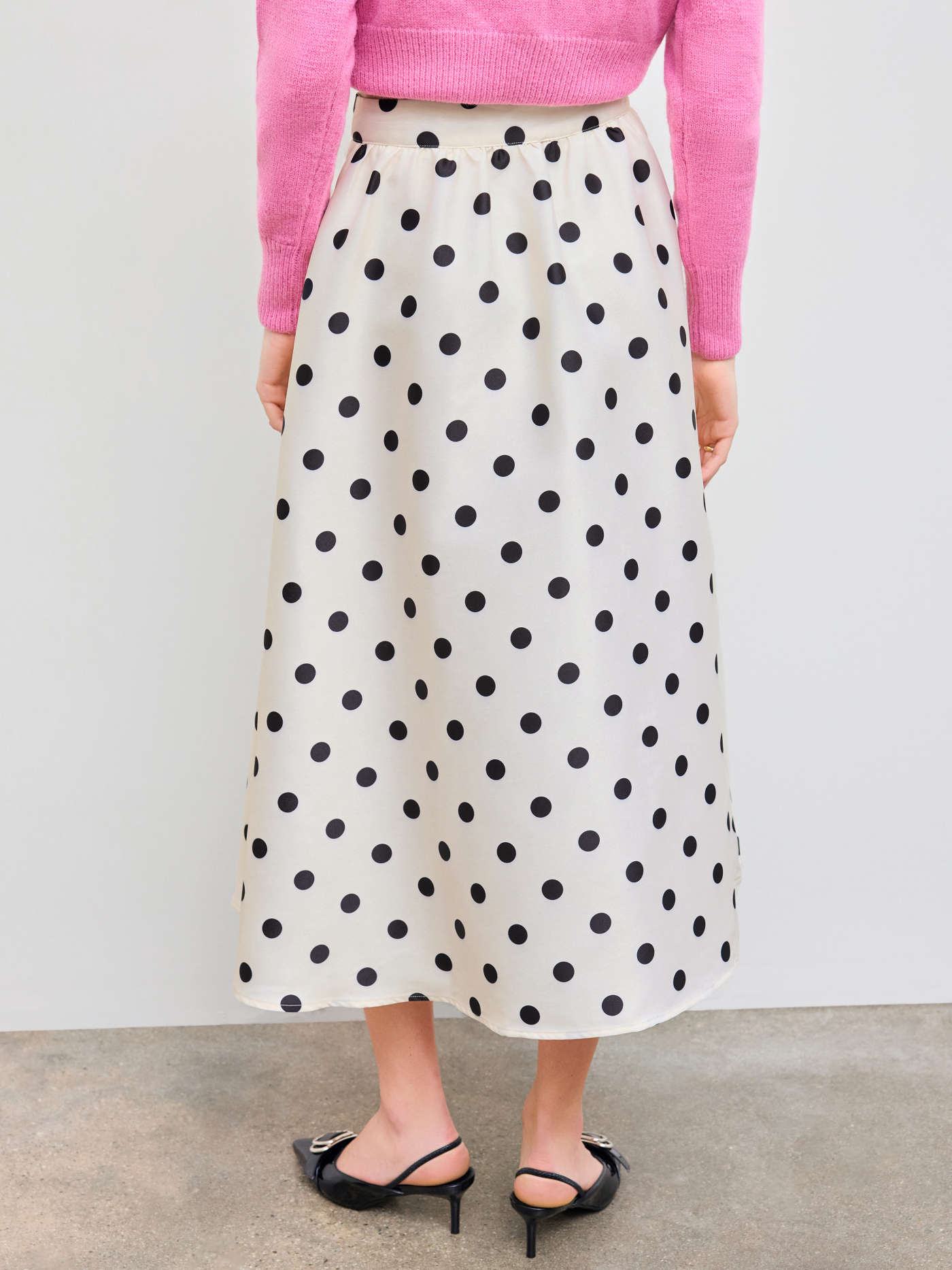 Mid Rise Polka Dot Pocket Ruffle Maxi Skirt