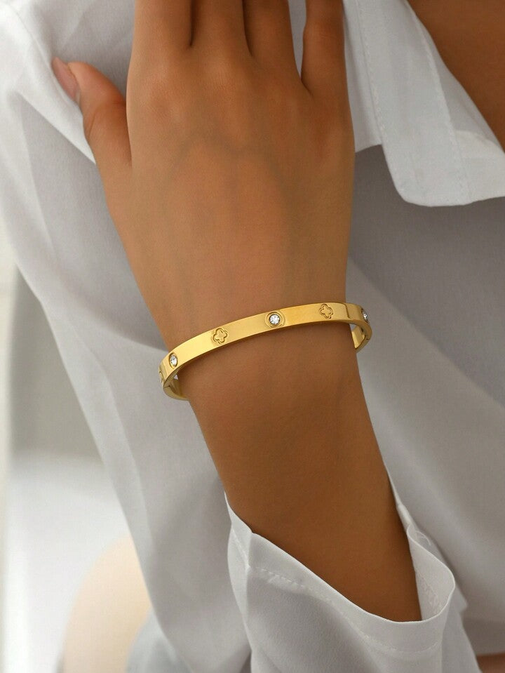 Heart-shaped Buckle Stainless Steel Bracelet