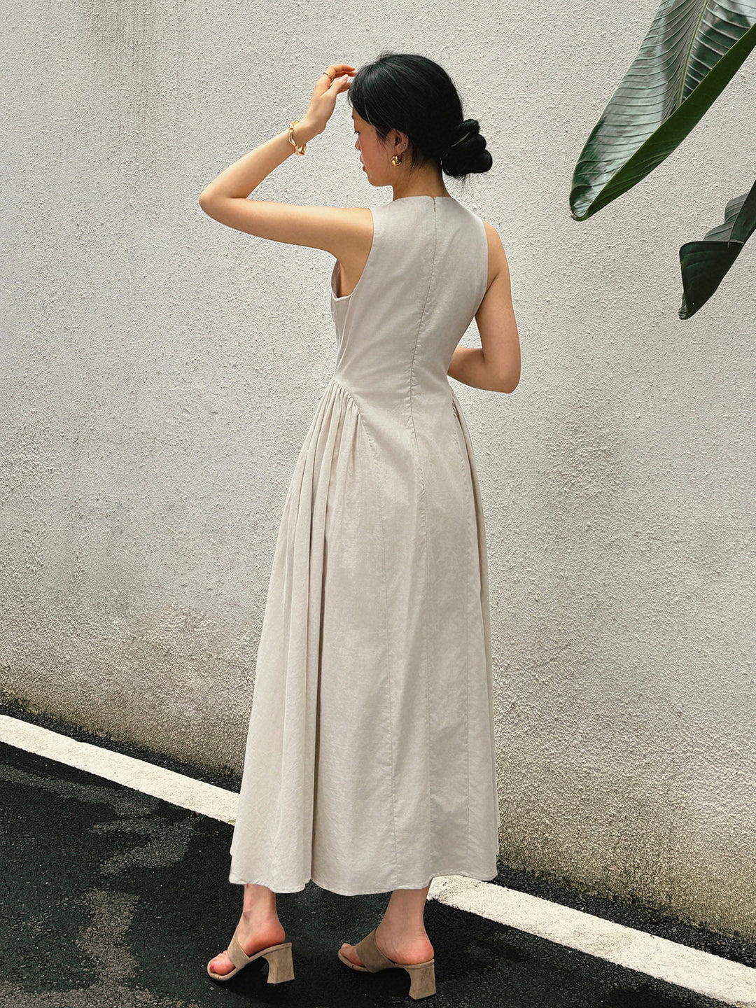 Cotton & Linen Pleated Cutout Long Dress - LA FEMME WANDERER