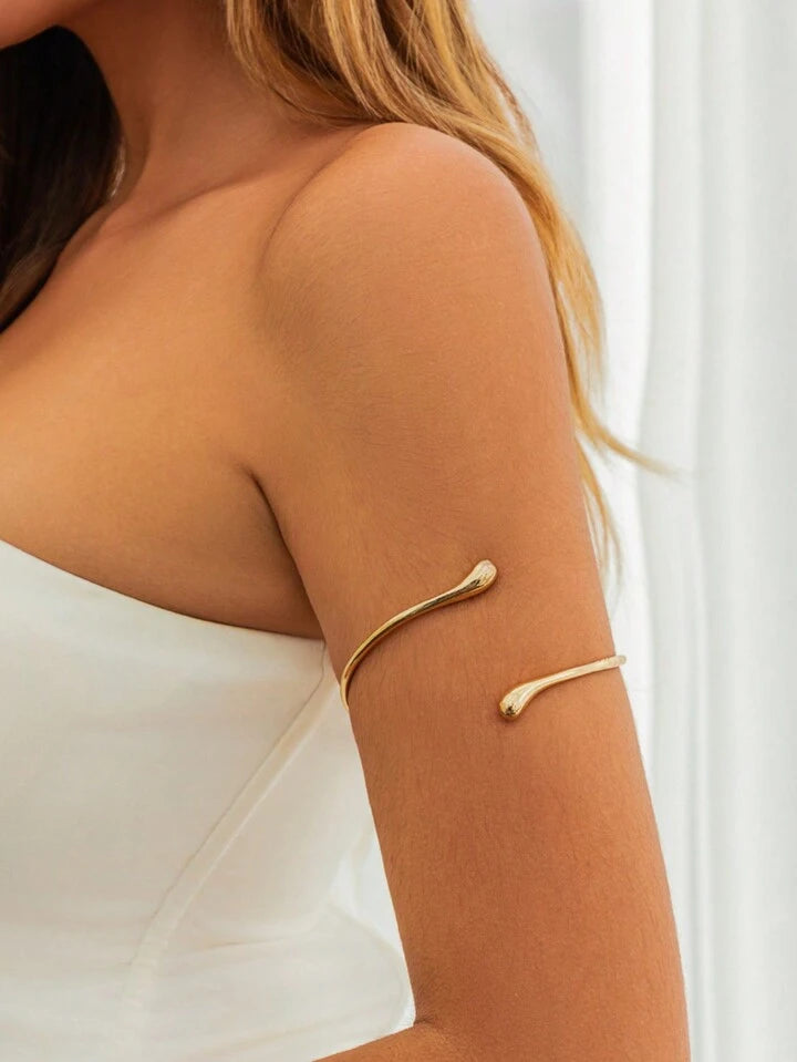 Chic Design Metal Drop Armband